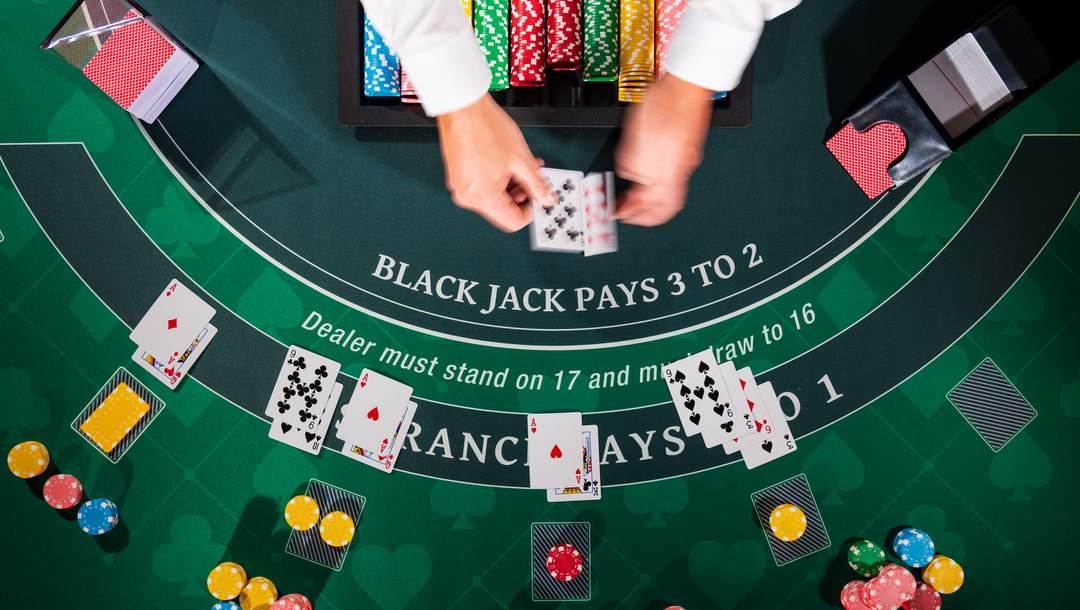 Khám phá trải nghiệm tuyệt vời tại Starburst Online Casino với hàng loạt trò chơi hấp dẫn