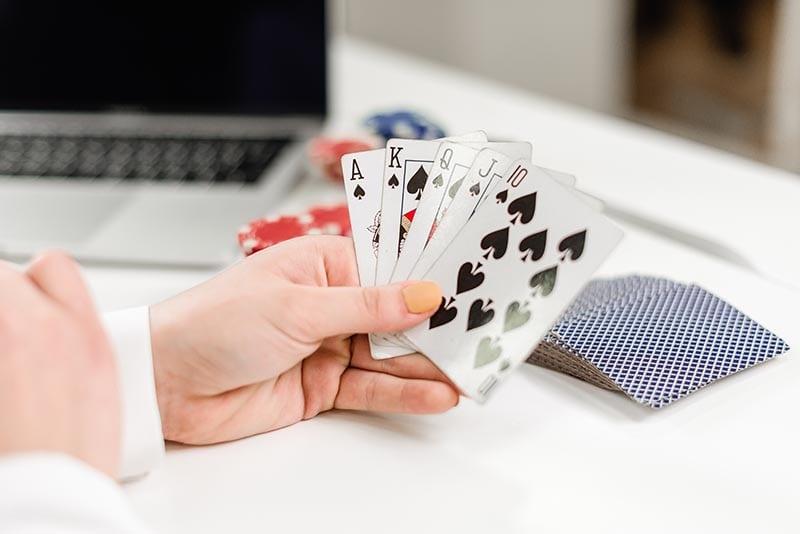 Game bài đổi thưởng 2021 khám phá các game bài đổi thưởng 2021 hấp dẫn nhất năm